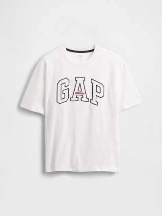 avslappnad logotyp t shirt fr barn 1 330x440 - Avslappnad logotyp T-shirt f&ouml;r barn
