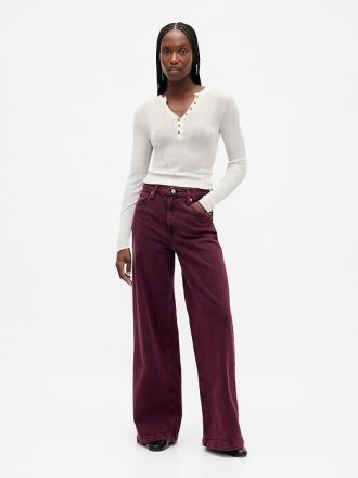 Högt stigande jeans med vida ben