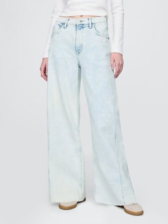 Högt stigande jeans med vida ben