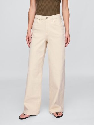 Högt stigande jeans med vida ben