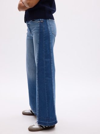 Högt stigande jeans med vida ben