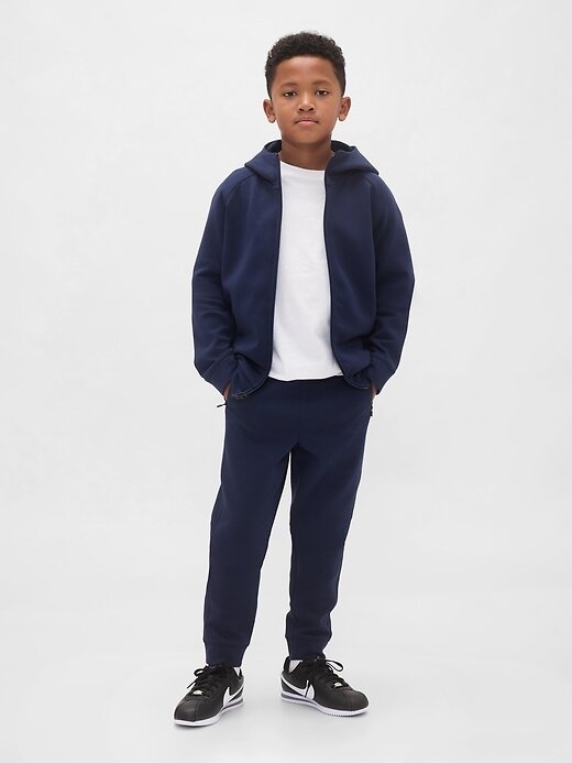 Kids GapFit Tech Quick-Dry joggingbyxor Kids GapFit Tech Quick-Dry joggingbyxor
