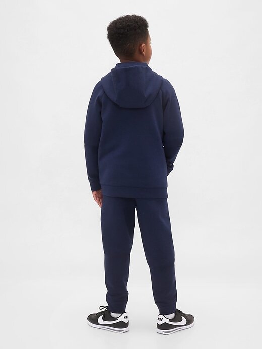 Kids GapFit Tech Quick-Dry joggingbyxor Kids GapFit Tech Quick-Dry joggingbyxor