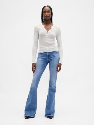 Lågfärgade Flare Jeans