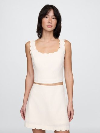 Linen-Blend Scalloped Crop Top